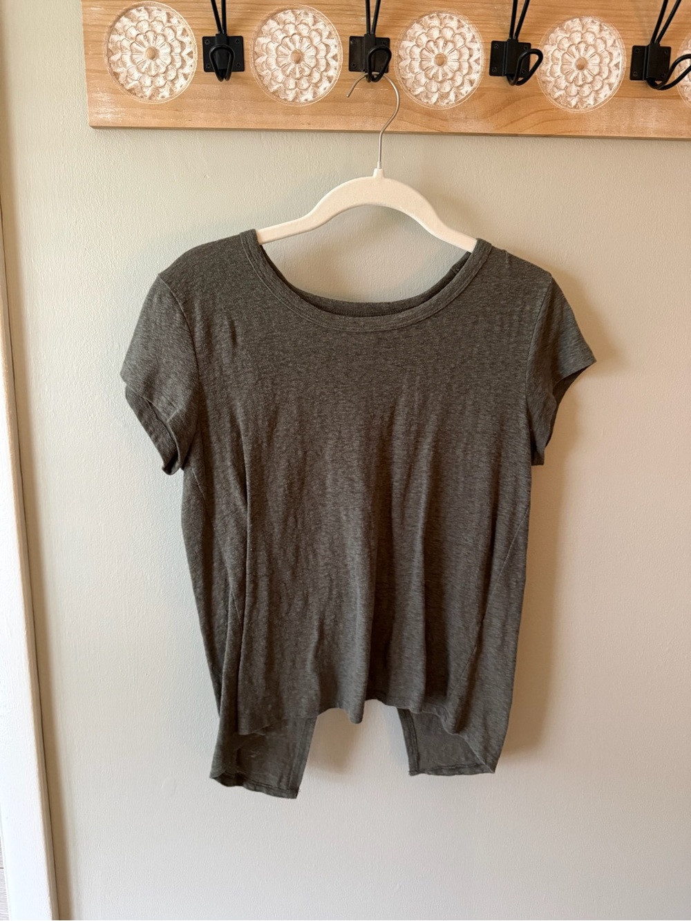 abercrombie & fitch tee